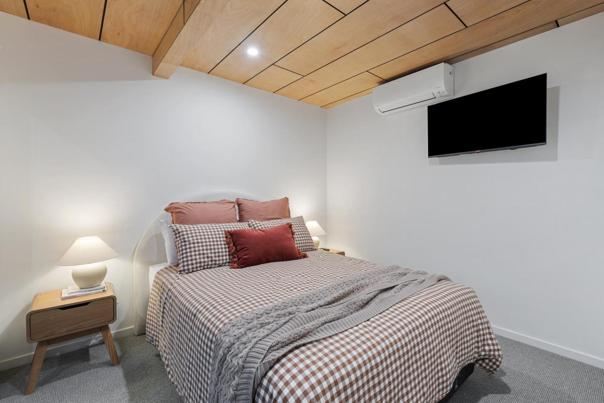 Railway Motel เมอร์เทิลฟอร์ด ภายนอก รูปภาพ